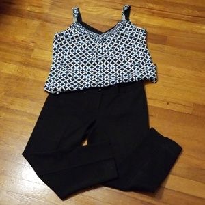 White House Black Market Legacy Slim Crop